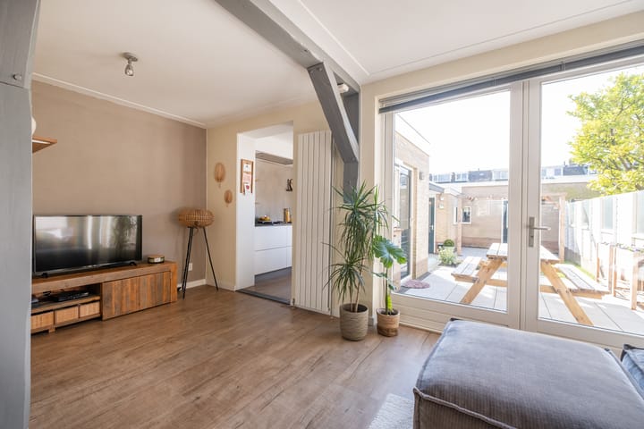 Foto 8 van Staringlaan 6