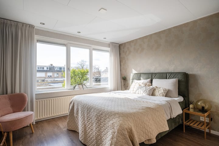 Foto 16 van Staringlaan 6