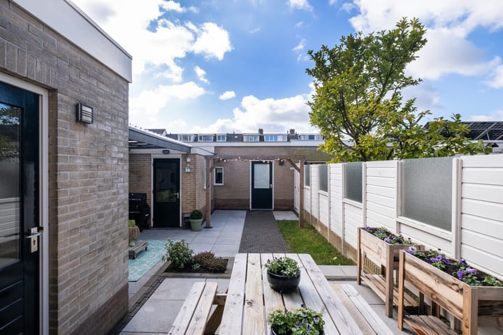 Foto 31 van Staringlaan 6