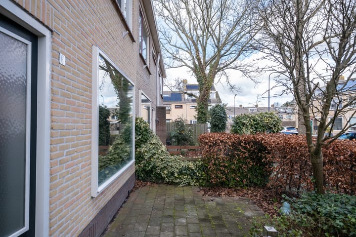 Foto 36 van Staringlaan 6