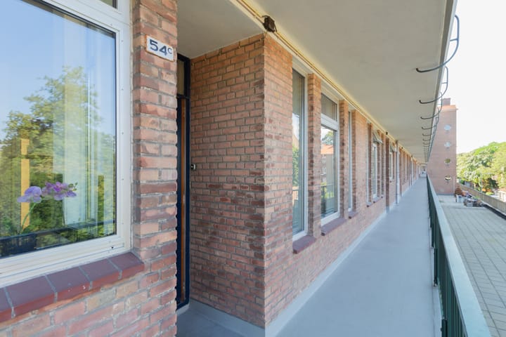 Foto 27 van Herman Robbersstraat 54-C