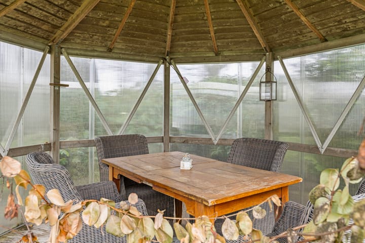 Photo 53 of Gareel 30