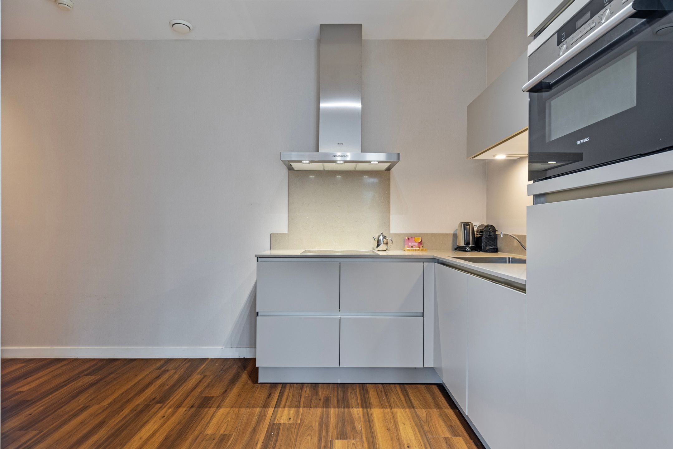 Photo 18 of Domburgseweg 28-C