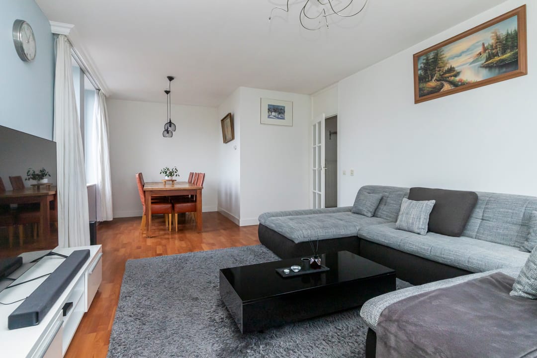 Foto 8 van John Rädeckerkade 109