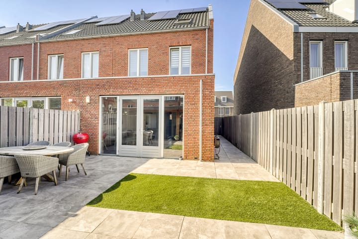 Foto 2 van Hoge weidesingel 4