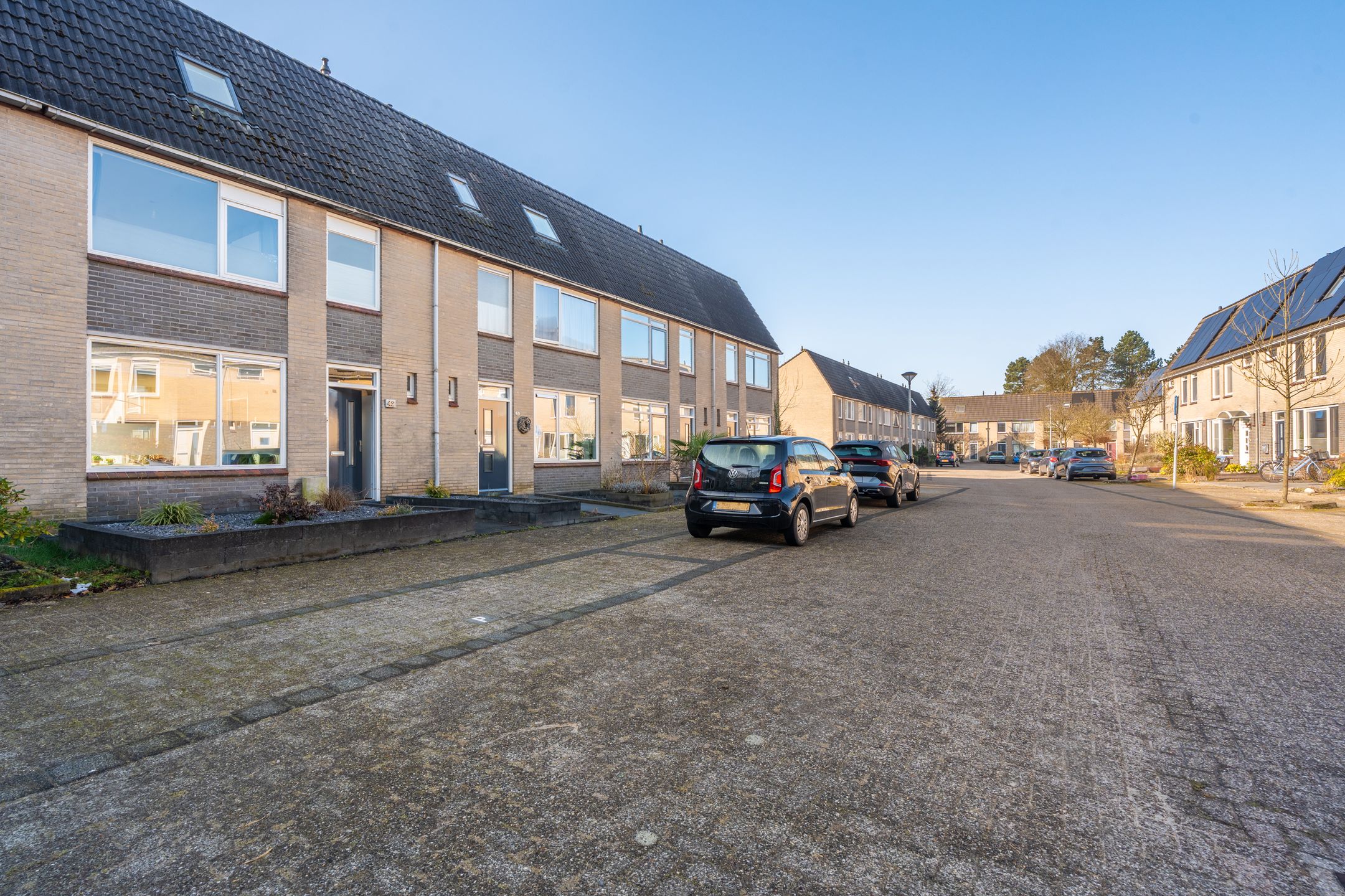 Photo 6 of Komeet 42