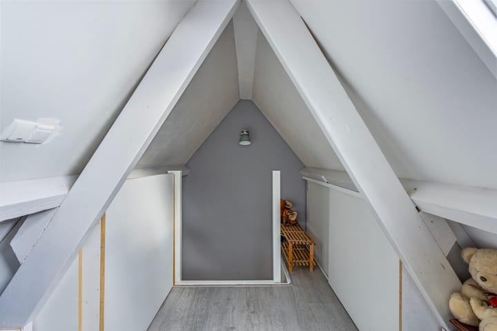 Foto 23 van Veeteeltstraat 101-B