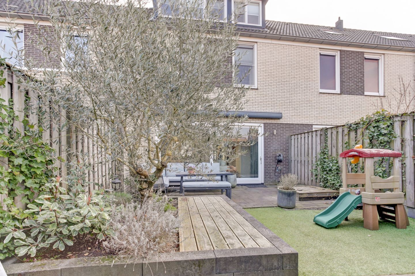 Photo 34 of Baksteen 9