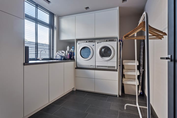 Photo 18 of Merefeltstraat 6