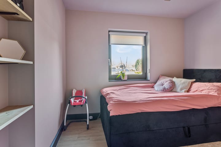 Photo 22 of Merefeltstraat 6