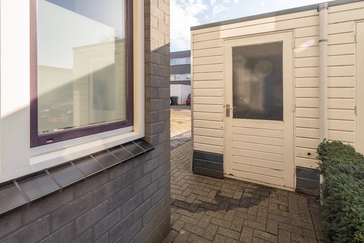 Foto 9 van Meerwijkstraat 7