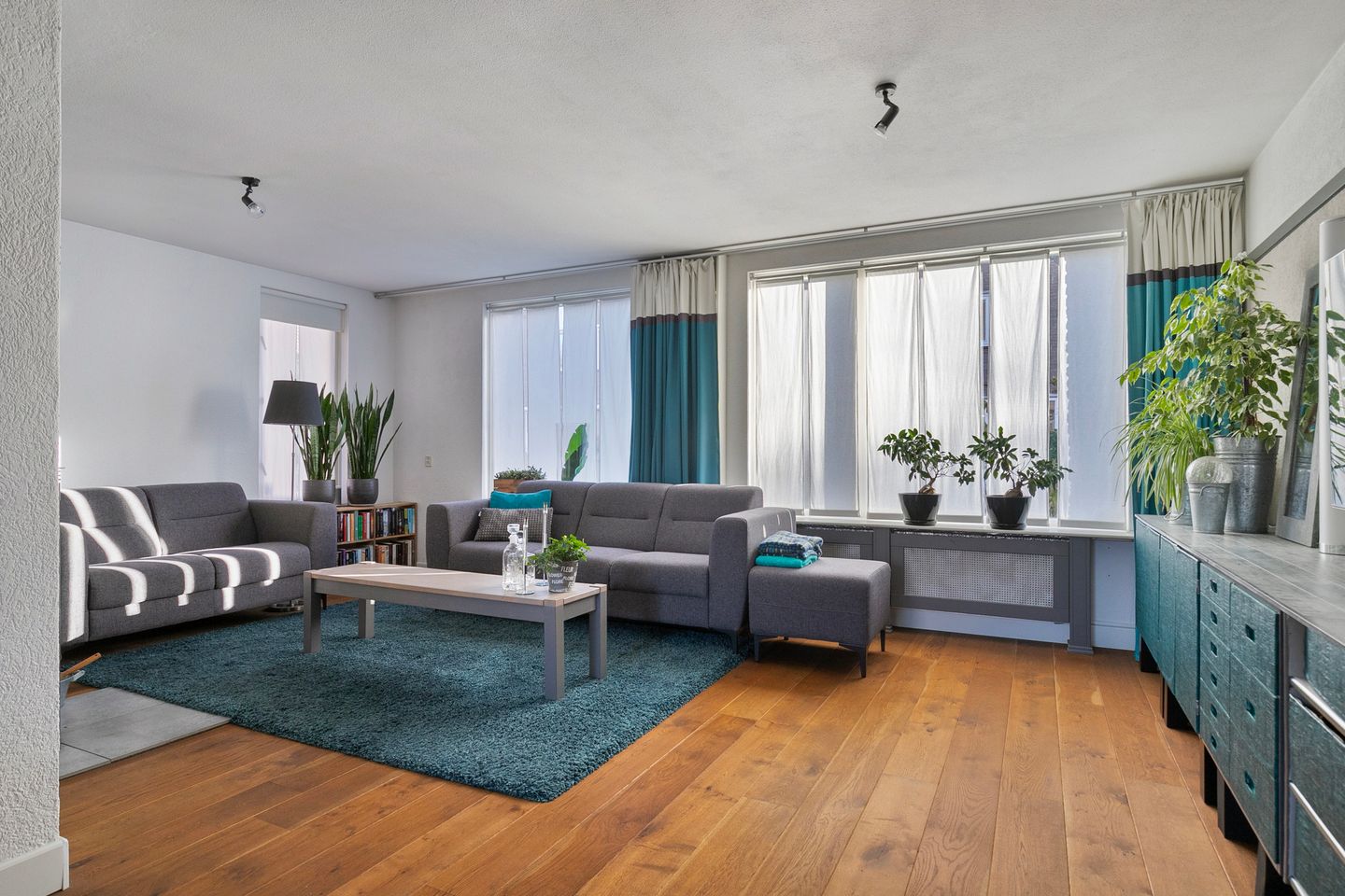 Foto 4 van Gemini 28