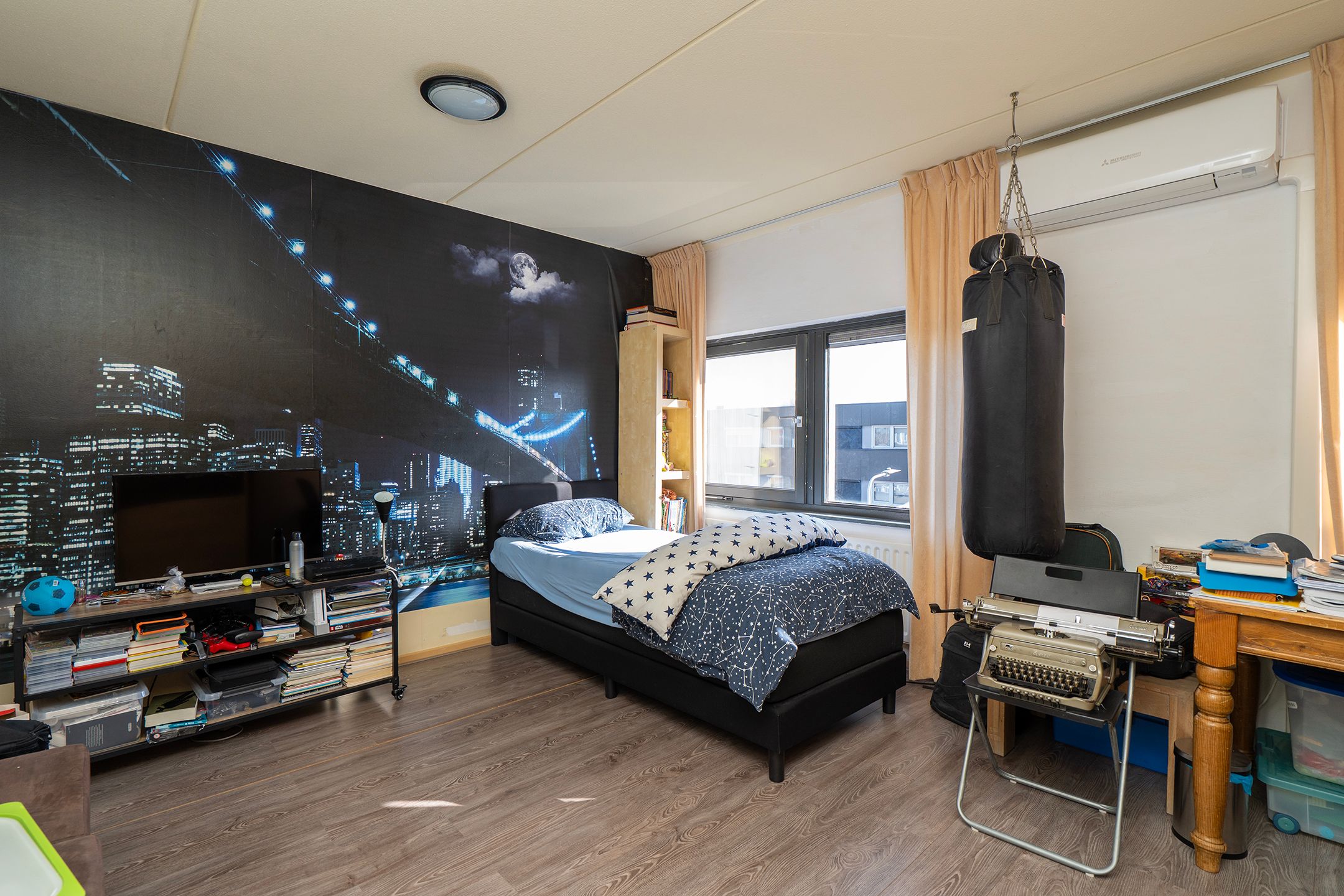 Photo 24 of Meerwijkstraat 7