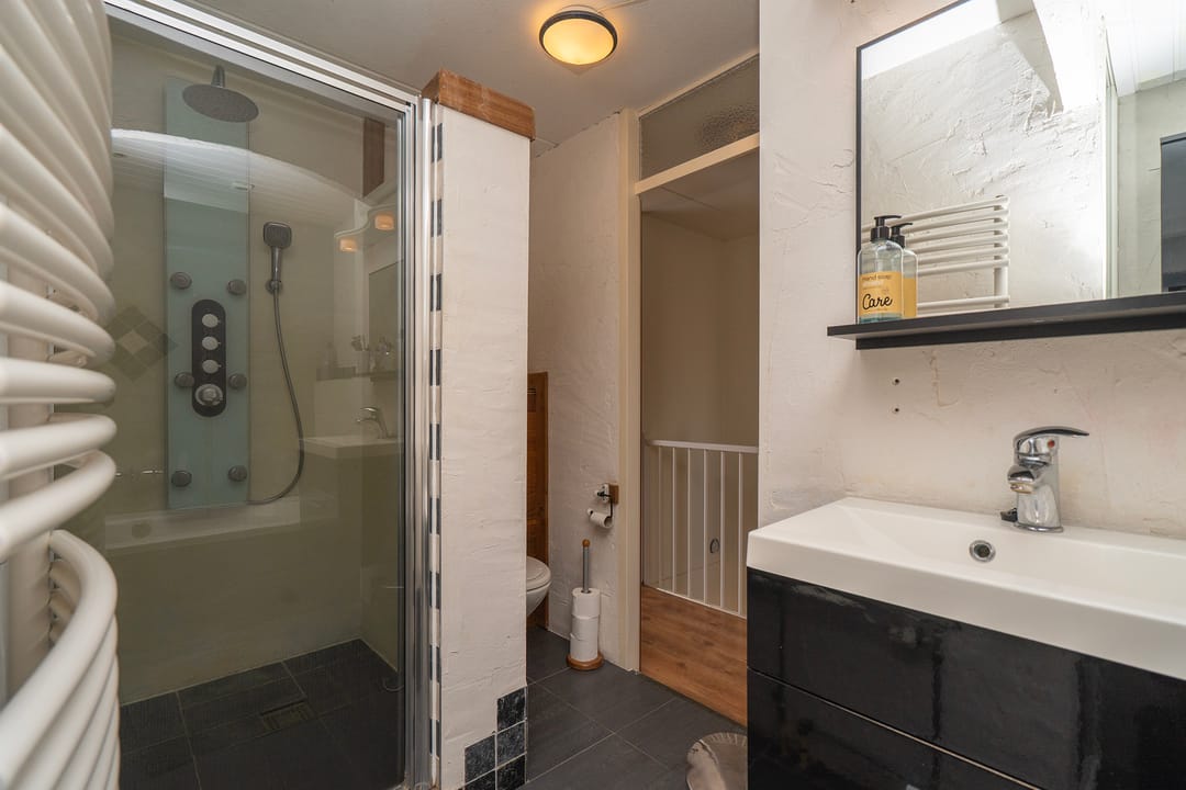 Photo 32 of Meerwijkstraat 7