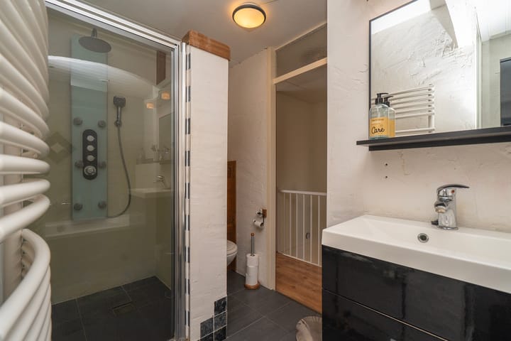 Foto 32 van Meerwijkstraat 7