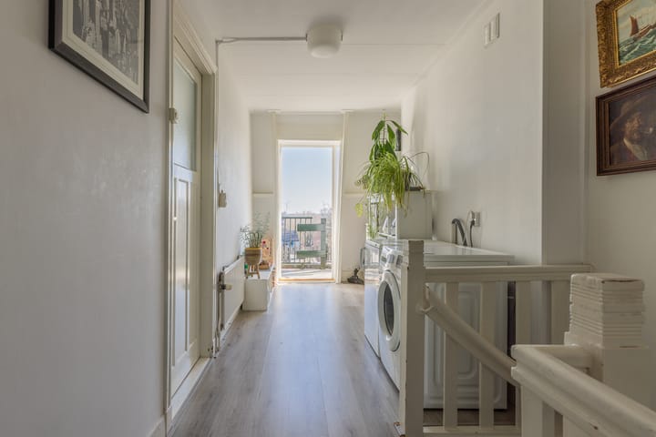 Foto 19 van Agnietenstraat 105