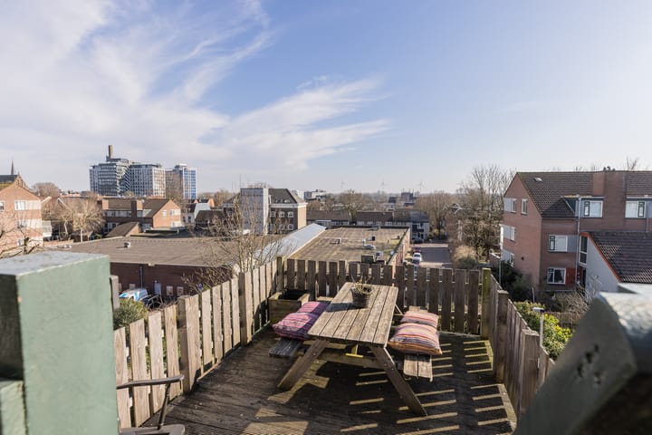 Foto 21 van Agnietenstraat 105