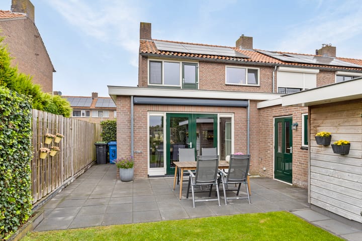 Foto 22 van Meidoornstraat 9