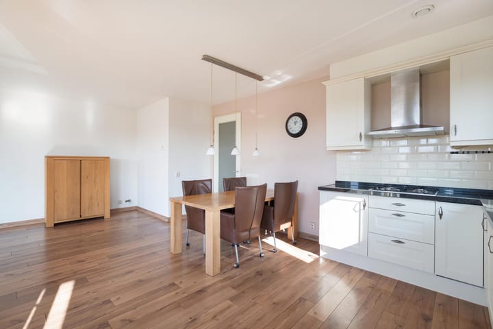 Photo 18 of Weemstraat 7