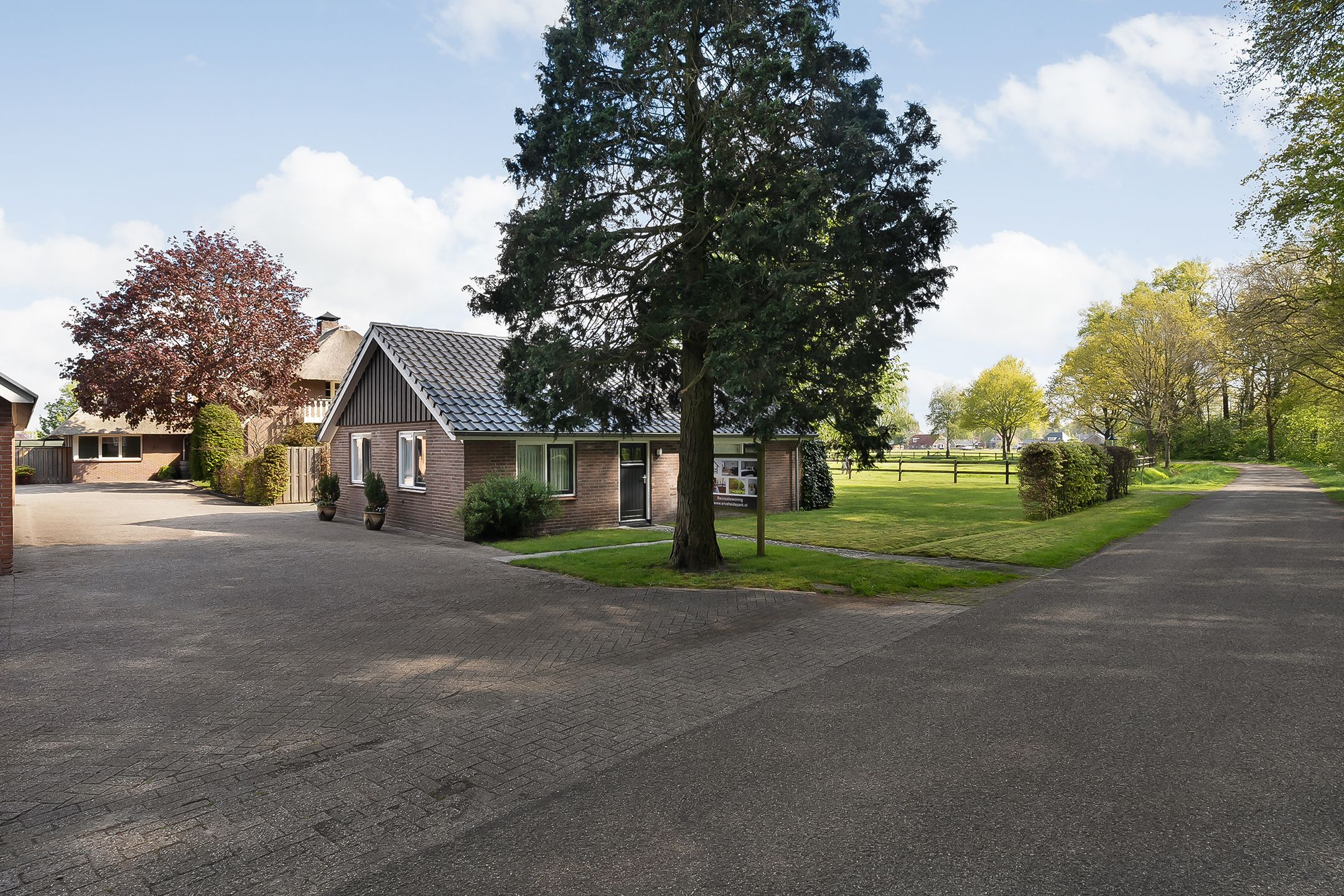 Photo 69 of Zwembadlaantje 1