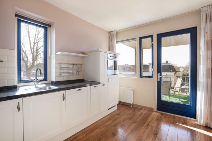 Photo 21 of Weemstraat 7