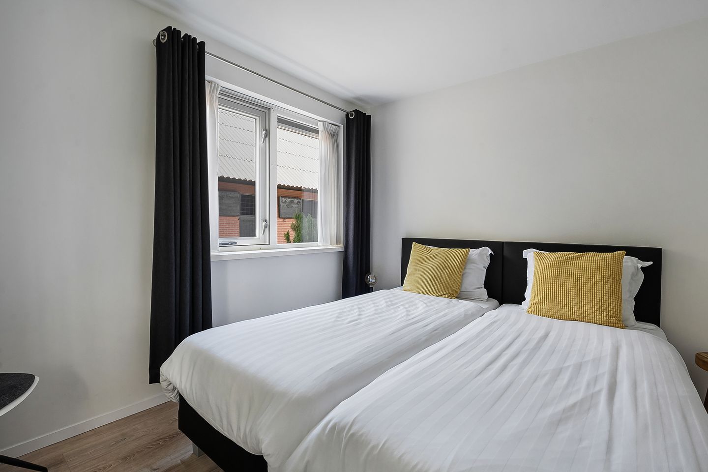 Photo 80 of Zwembadlaantje 1