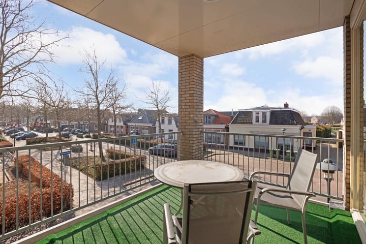 Photo 31 of Weemstraat 7