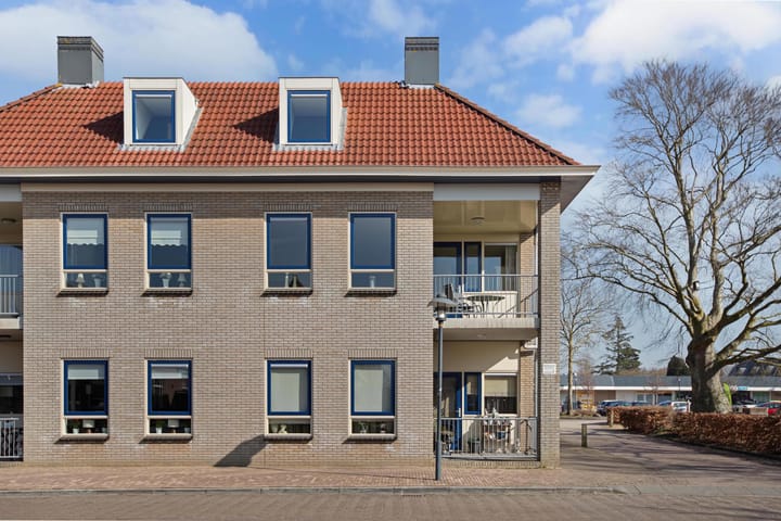 Photo 42 of Weemstraat 7