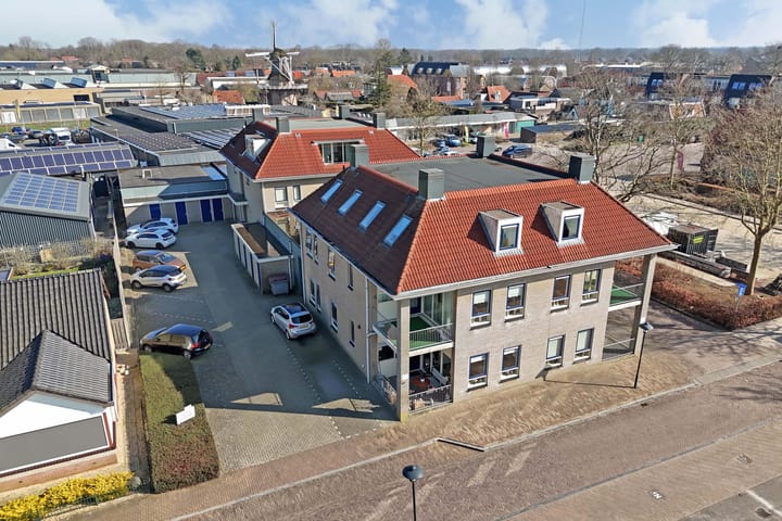 Photo 45 of Weemstraat 7