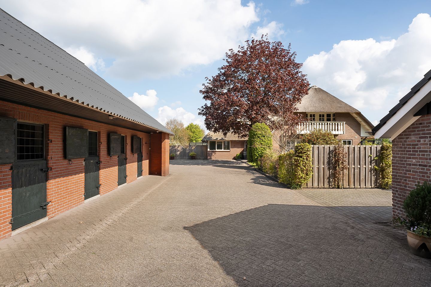 Photo 100 of Zwembadlaantje 1