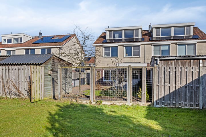 Foto 32 van Clematishof 37