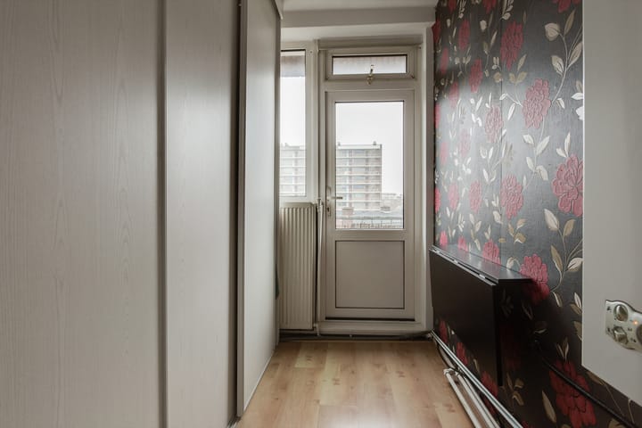 Foto 18 van Monseigneur van Steelaan 150