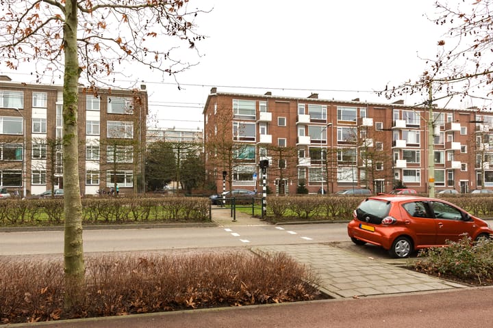 Foto 27 van Monseigneur van Steelaan 150