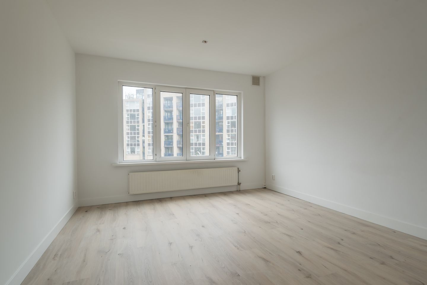 Photo 4 of Waalstraat 24-2