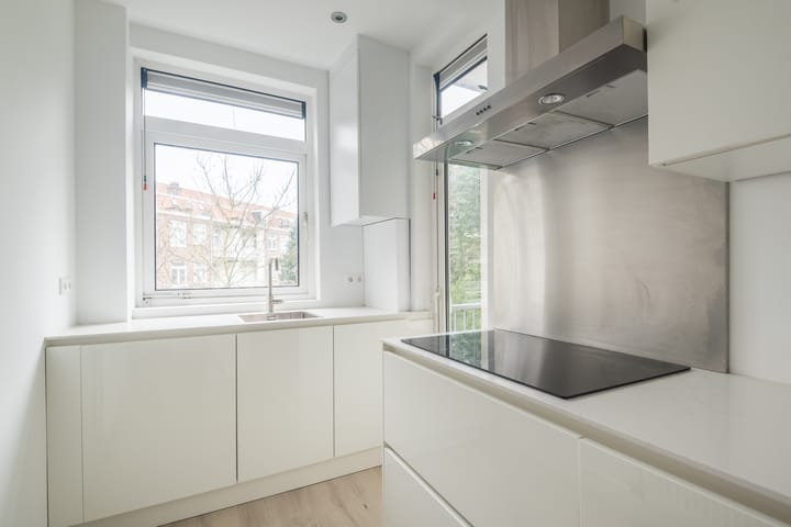 Foto 8 van Waalstraat 24-2