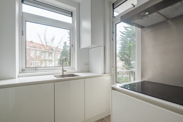 Foto 9 van Waalstraat 24-2