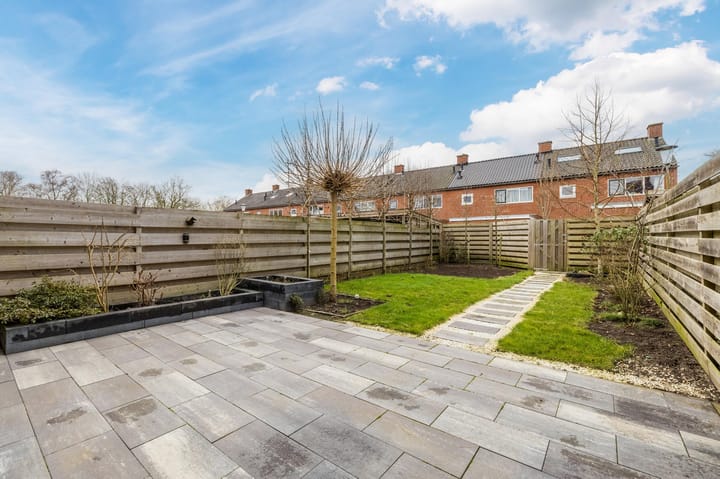 Foto 49 van Ds. Sannesstraat 76