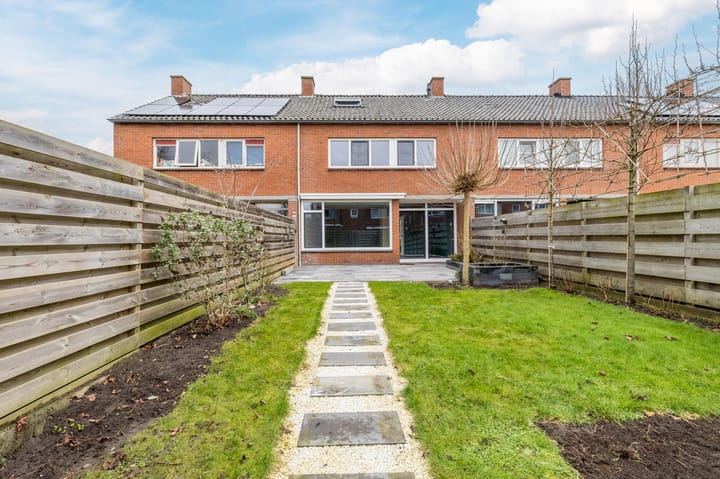 Foto 52 van Ds. Sannesstraat 76