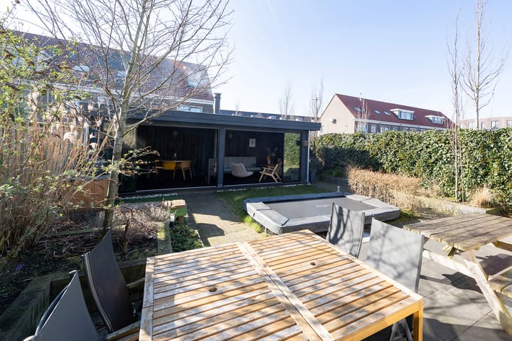 Foto 43 van Van Leeuwenpad 17