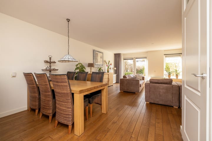 Foto 3 van Van Doornicksingel 84