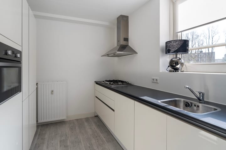 Photo 16 of Nieuwendamlaan 308