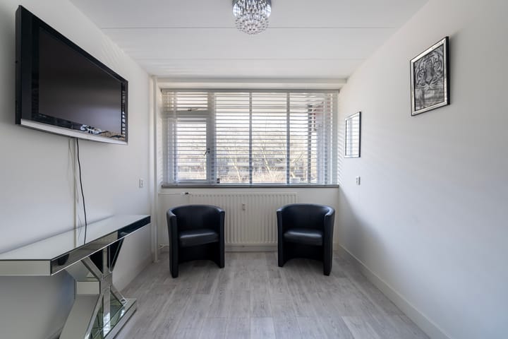 Photo 19 of Nieuwendamlaan 308