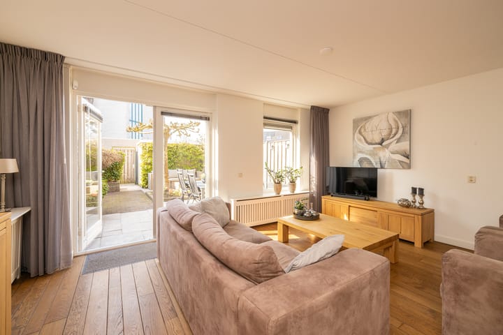 Foto 21 van Van Doornicksingel 84