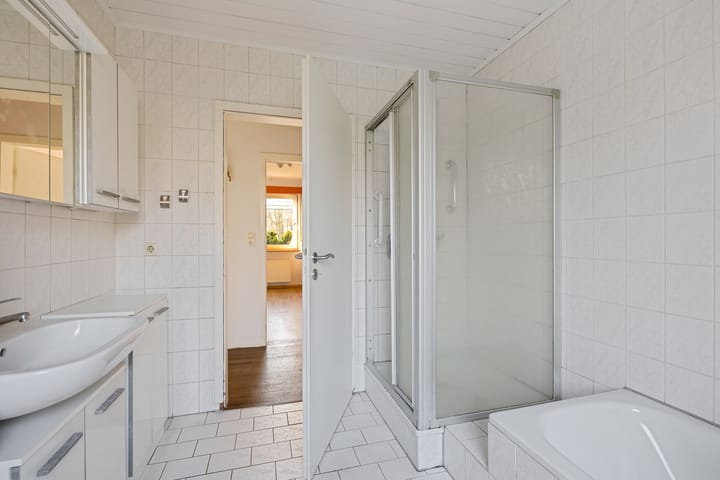 Foto 25 van Schulstrasse 15