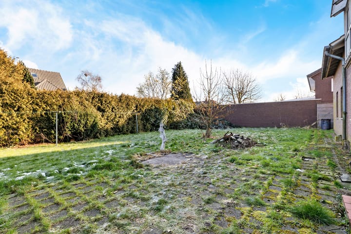 Foto 43 van Schulstrasse 15