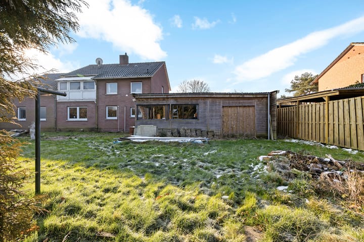 Foto 44 van Schulstrasse 15