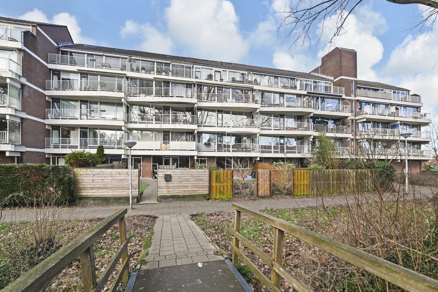 Foto 1 van Lekkenburg 98