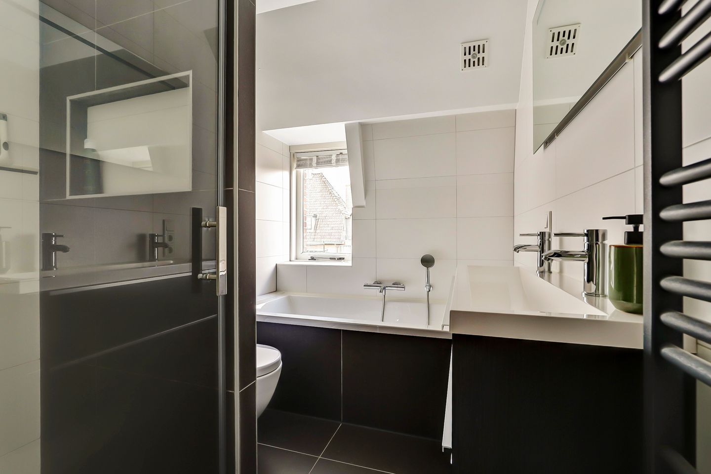 Photo 14 of Noorderstraat 8