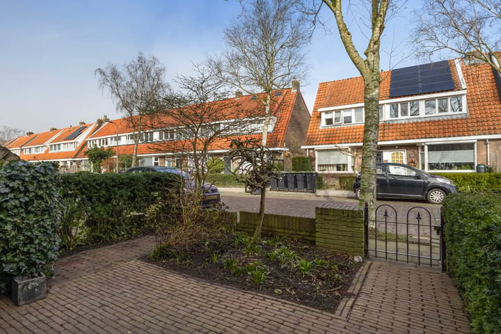 Photo 5 of Bijenhofstraat 38