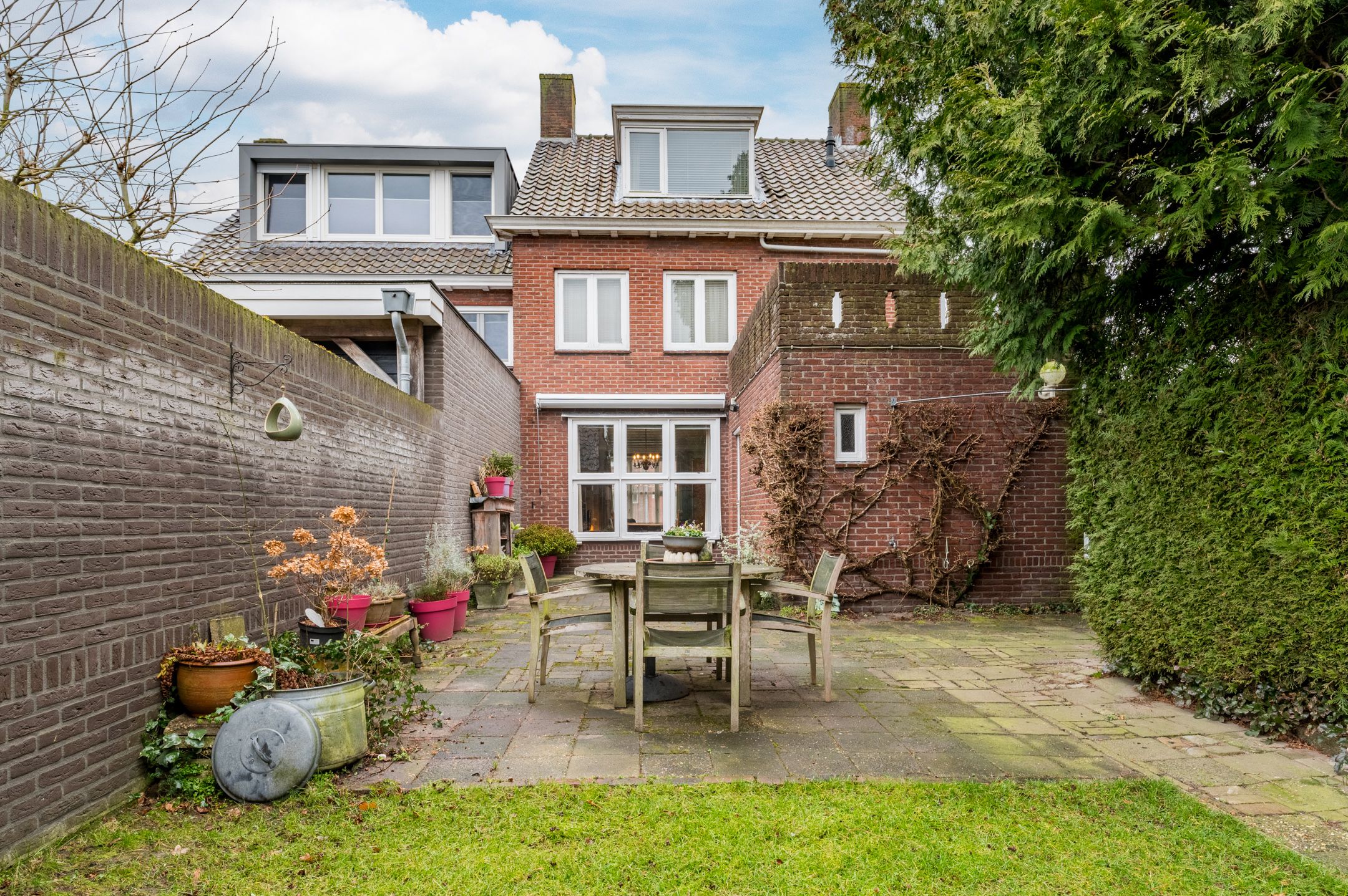 Foto 21 van Lange Wagenstraat 26